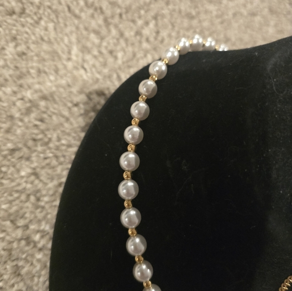 Stainless Steel- Gold and Pearl Jewelry Set with Clover Design - Picture 2 of 11